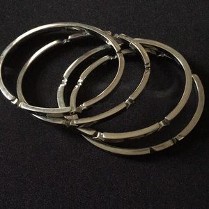 MUGLER Star bangles (4)